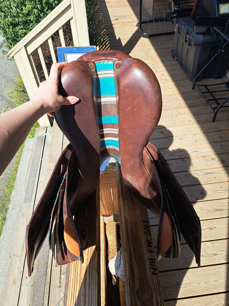 18" Voltaire Palm Beach Jumping Saddle