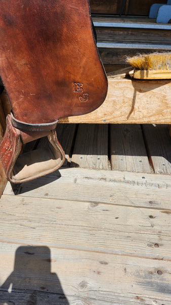 15" American Saddlery Barrel Racing Saddle