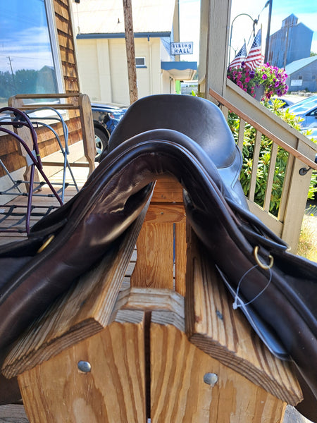 18" Jeffries Falcon Adler VSD Jumping Saddle