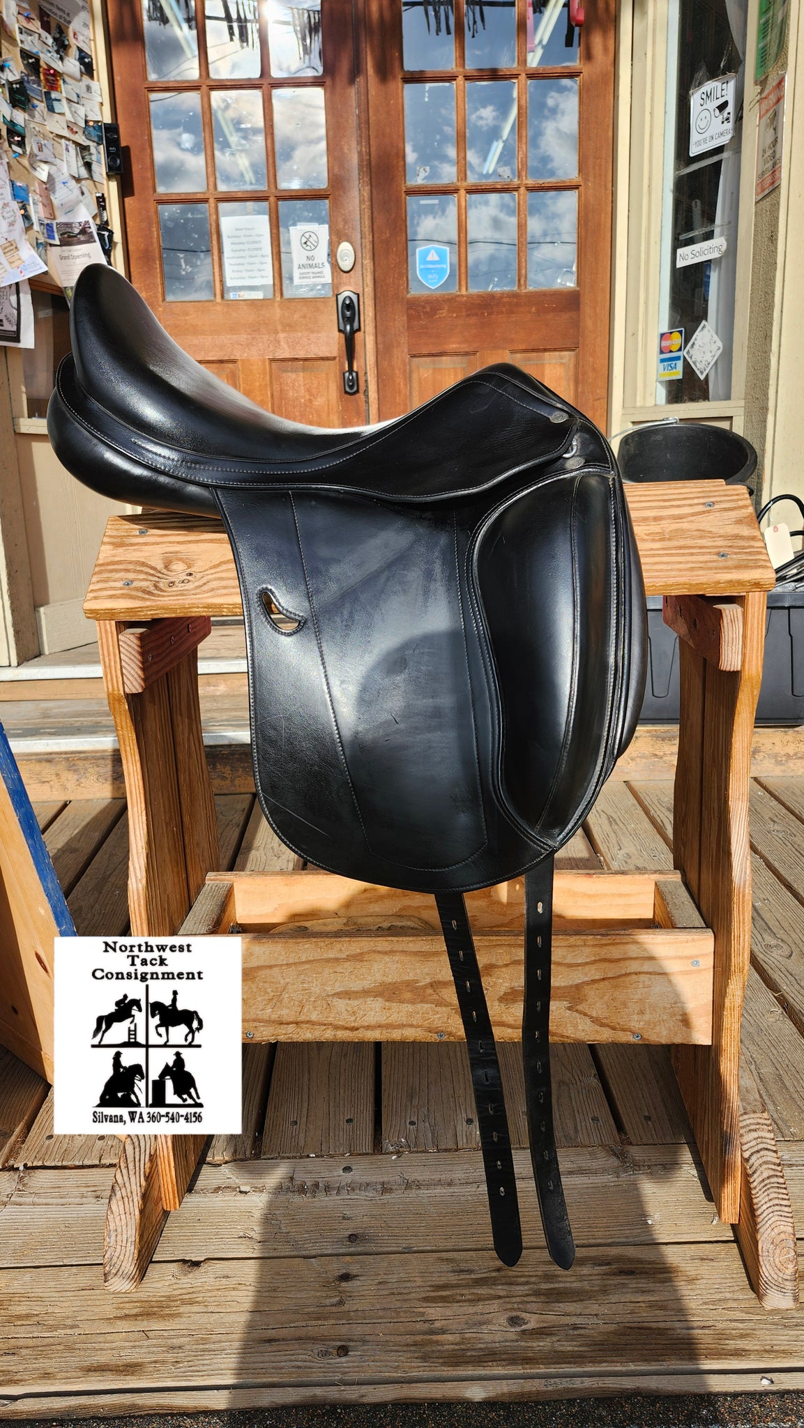 18" Equipe Emporio Monoflap Dressage Saddle