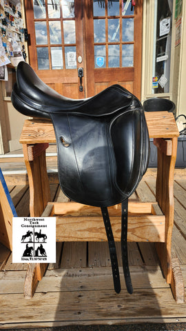 18" Equipe Emporio Monoflap Dressage Saddle
