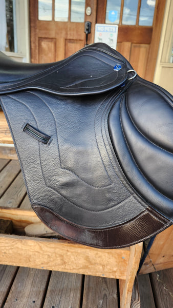 17" Hastilow & Sons Warwick Jumping Saddle