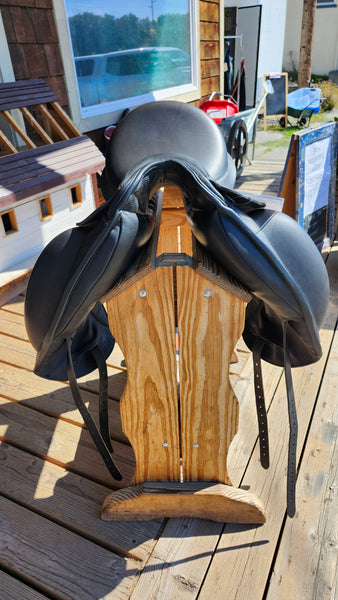 17.5" NSC Rhomeo Monoflap Dressage Saddle