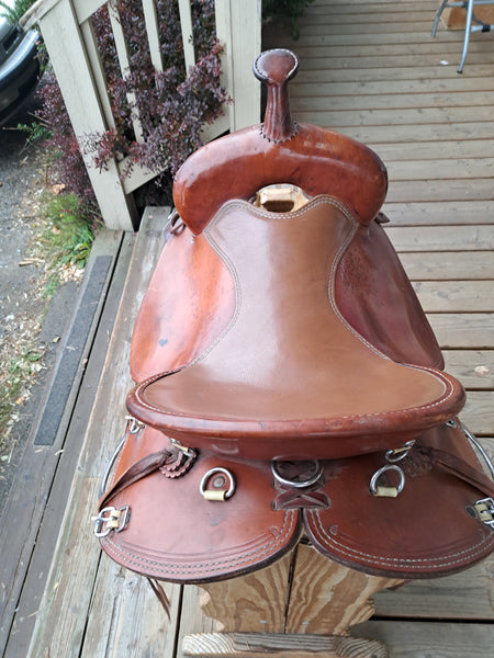 16" Weaver Western Saddle