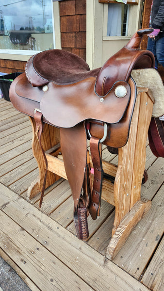 16.5" Hereford Western Trail Saddle