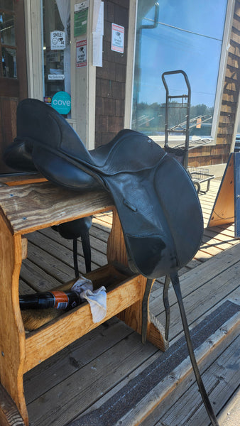 17.5" Isabell Bates Dressage