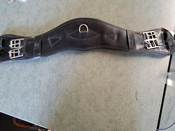 22" Logic County Shoulder Relief Dressage Girth