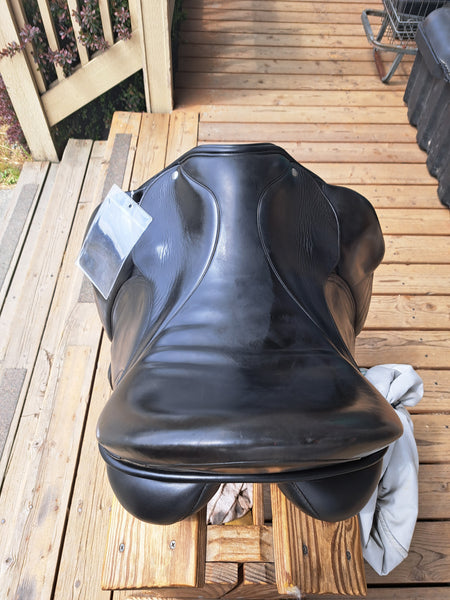 17" Loxley Bliss Classic Dressage Saddle