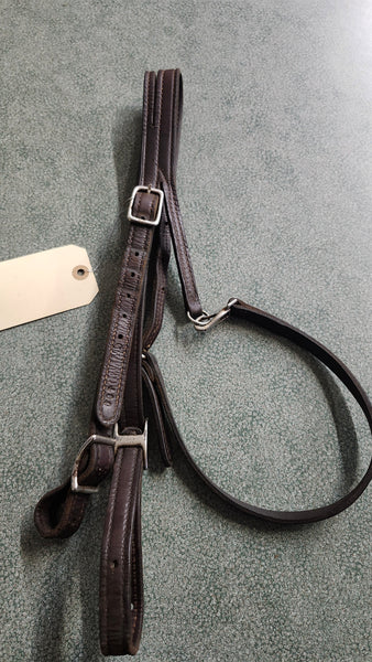 Mac Pherson Slit Ear