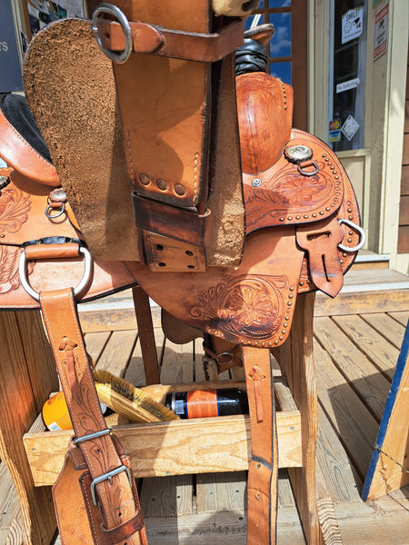 15" Hilason Roping Saddle