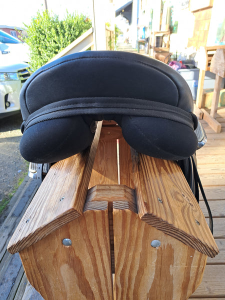 ON TRIAL 17" Thorowgood Griffin All Purpose English Saddle