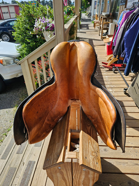 18" Stubben Siegfried All Purpose English Saddle