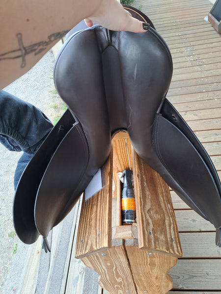 17" Barnsby All Purpose English Saddle