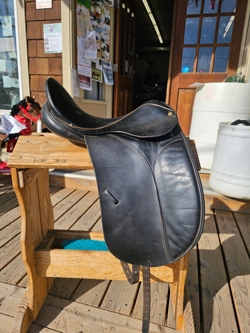 17" Crosby Dressage Saddle