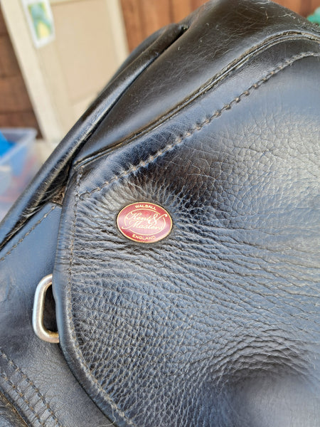 17.5" Kent & Masters MJJ S-Series Jumping Saddle