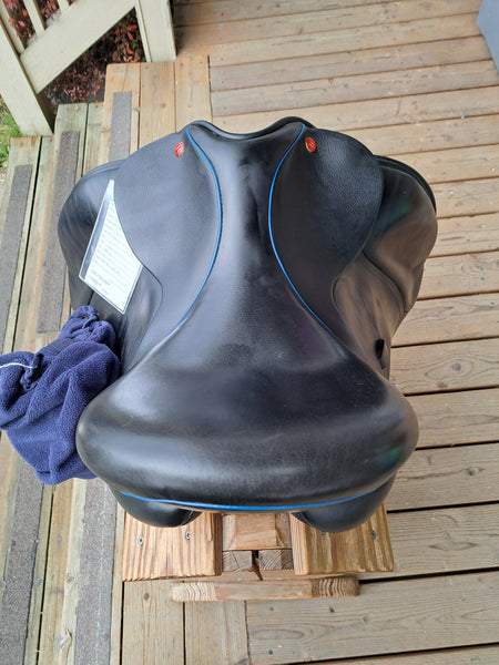 17" Hastilow Concept Dressage Saddle