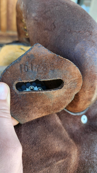 14.5" Double J Pozzi Wide Barrel Saddle