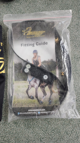 Size 00 Scoot Boot Pair