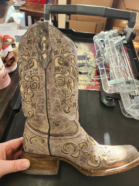 Size 7 Corral Western boots