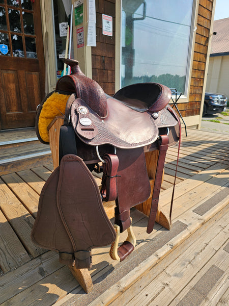 16" Crates Western Cordura Trail Saddle