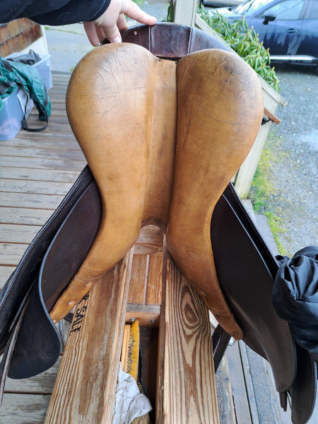 17" Collegiate All Purpose English Saddle
