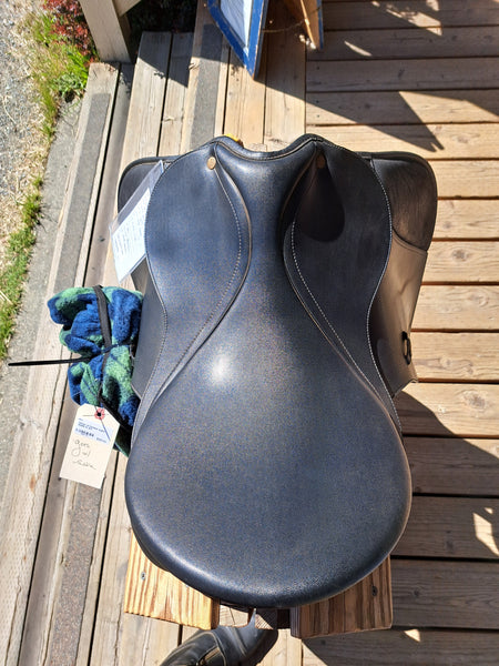 16.5" Wintec All Purpose English Saddle