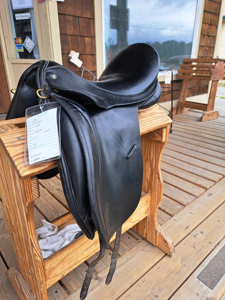 17" JRD Dressage Saddle