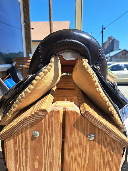 17" Custom Endurance Saddle