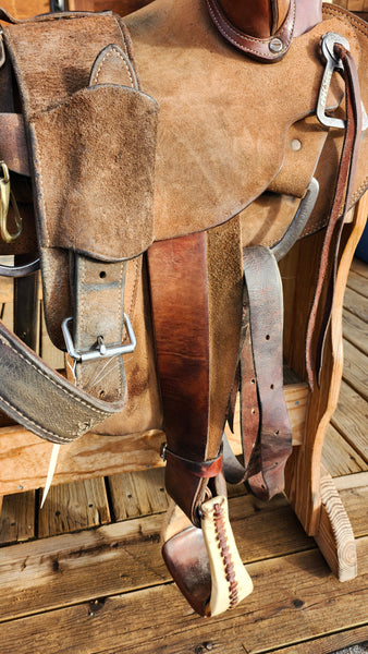 15.5" Adobe Walls Wade Ranch Roper Saddle