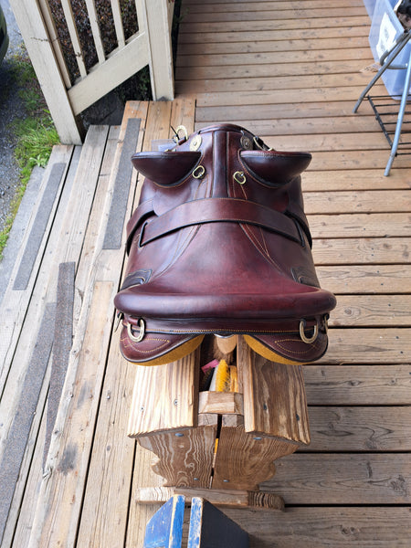13.5" Australian Stockman Saddle