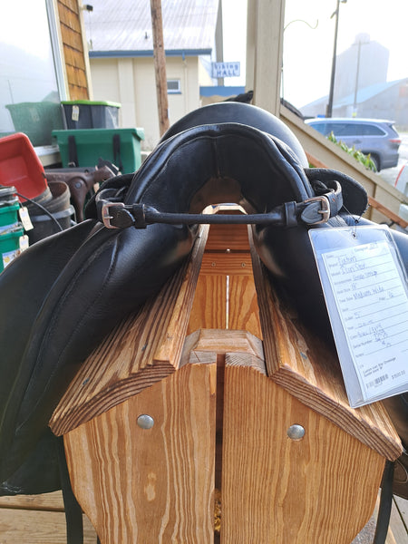 18"  Custom Saddlery Icon Star Dressage Saddle