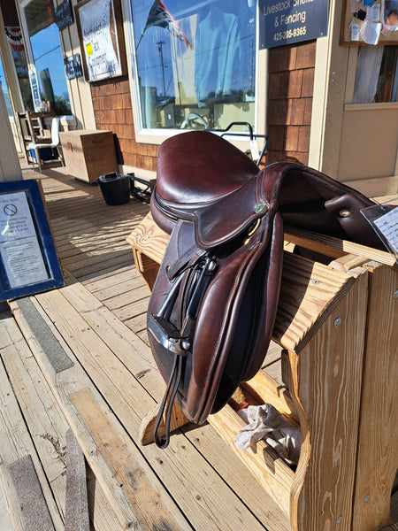 16" HDR Close Contact Jump Saddle