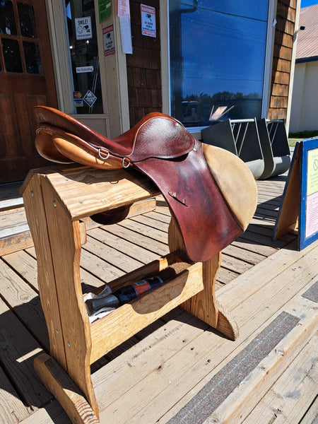 17" Stubben Close Contact Saddle