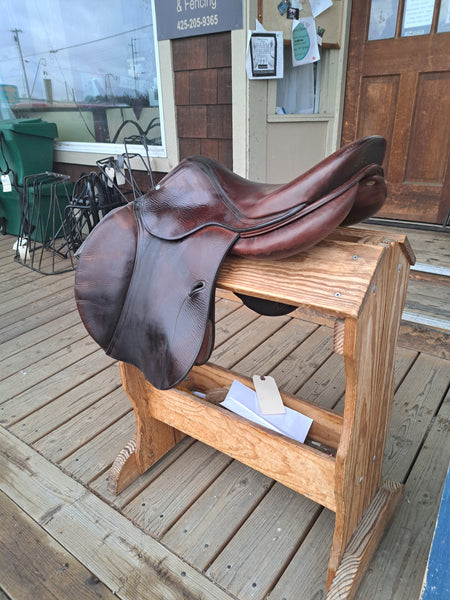 17" Antares Jump/Close Contact Saddle
