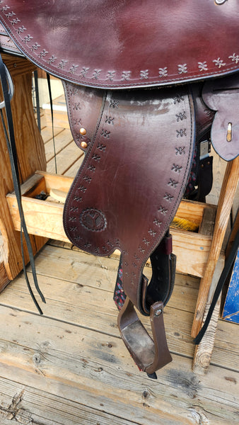 17" Circle Y Alabama Trail Gaiter Trail Saddle