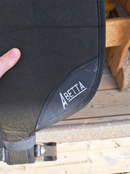 15" Abetta Synthetic Western Saddle