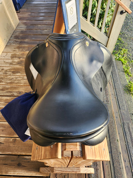 17.5" Karl Niedersuss Olympik Dressage Saddle