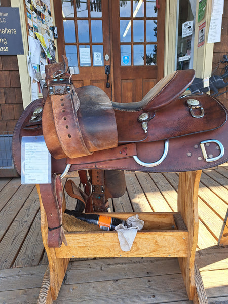 15" Royal King Training Saddle