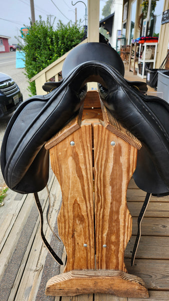 18" Jeffries Elite Dressage Saddle