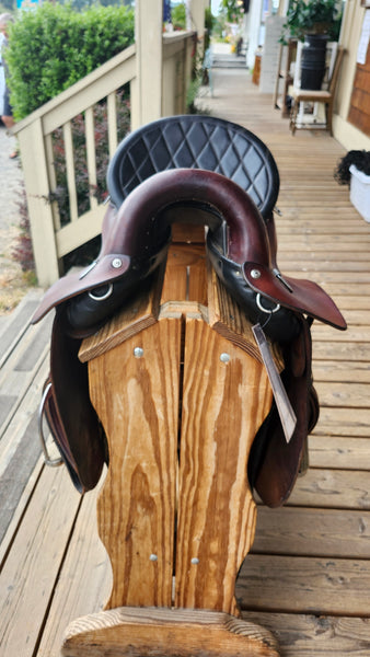 Steele Mountaineer Endurance Saddle