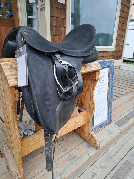 18" Wintec Isabell Werth Dressage Saddle