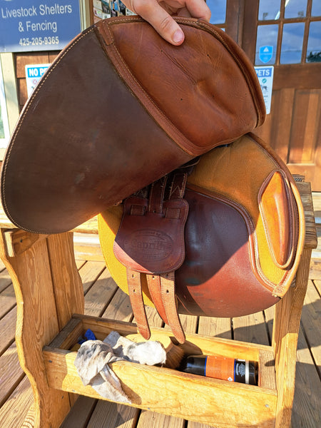 16.5" Bates Caprilli Close Contact Jump Saddle