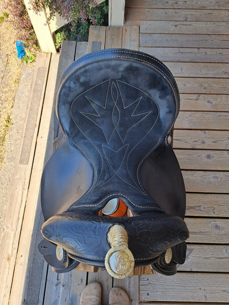 15.5" Rider's Choice Barrel Saddle