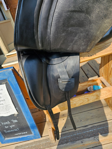 SLD 18" Lemke Dressage Saddle