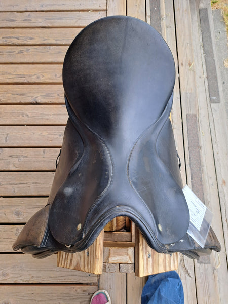 17" Passier Grand Gilbert Dressage Saddle