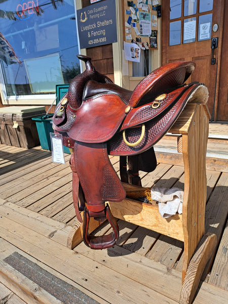 ON TRIAL 16" Crates Trail Saddle