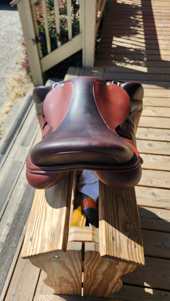 18" Takt Eventing Monoflap Saddle