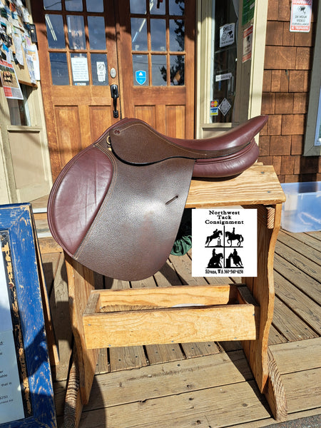 17" HDR Club Close Contact Saddle
