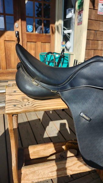 17.5" Wintec All Purpose Saddle
