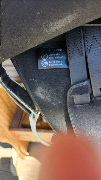 17" Wintec All Purpose English Saddle